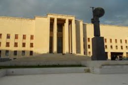 V. Vespri, “Disavventure didattiche al tempo del Covid 19 (e come cambia l’università)”